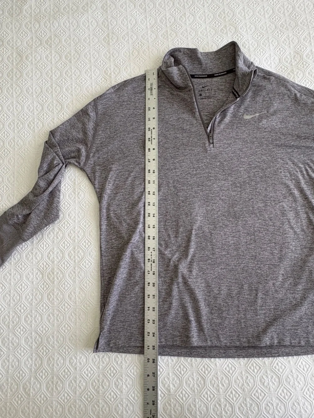 Nike Women's Dri-FIT Quarter-Zip Running Pullover Heather Gray Thumbholes Size L